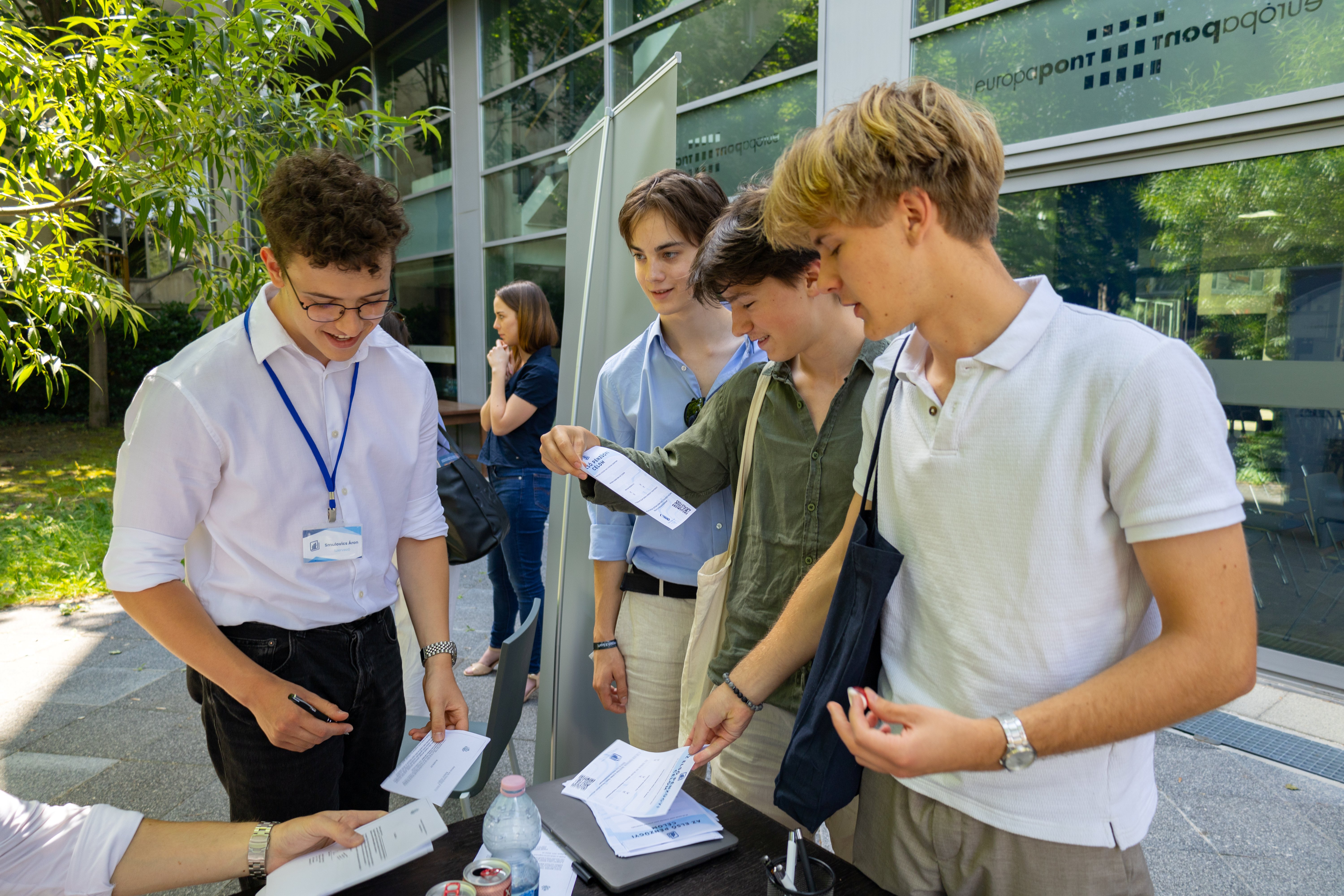 Diákok jelentkeznek a klubba
